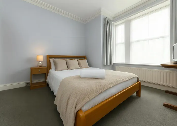 Shelford Lodge